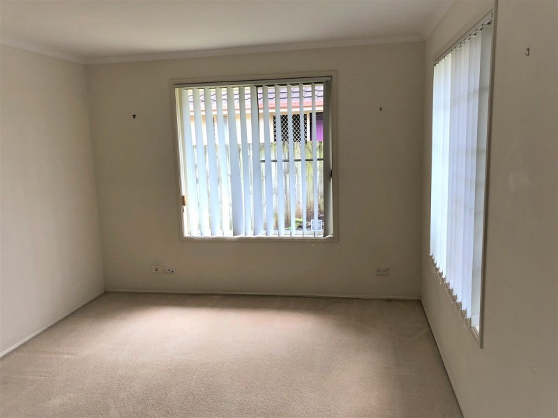 19 Shenton Way, Nerang QLD 4211