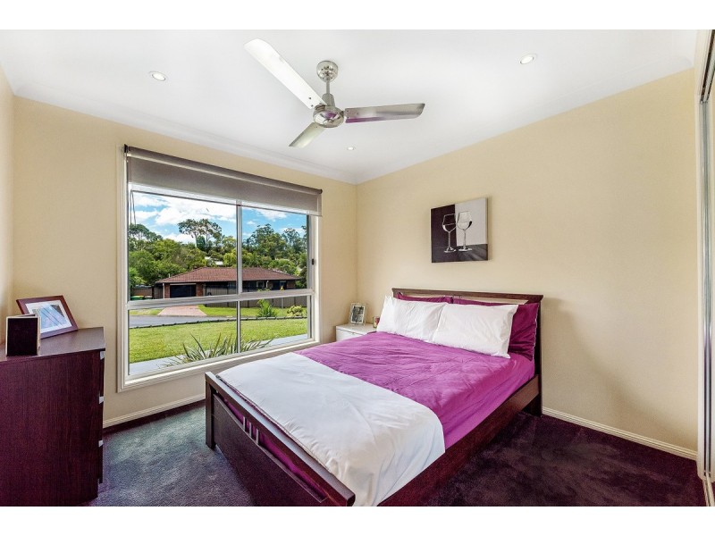 2 Woolmere Street, Carrara QLD 4211