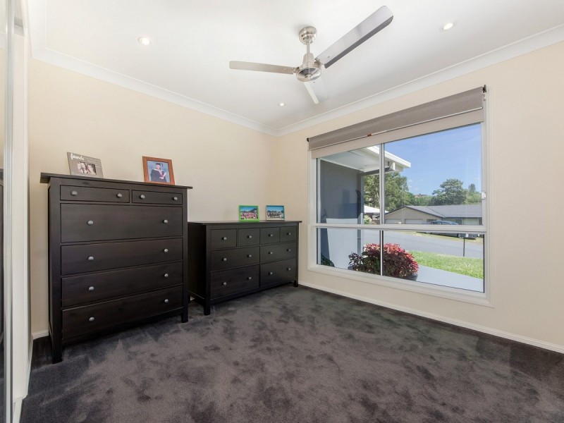 2 Woolmere Street, Carrara QLD 4211