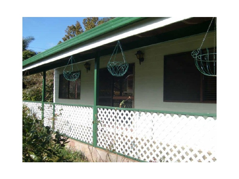 36 North Road, Lower Beechmont QLD 4211