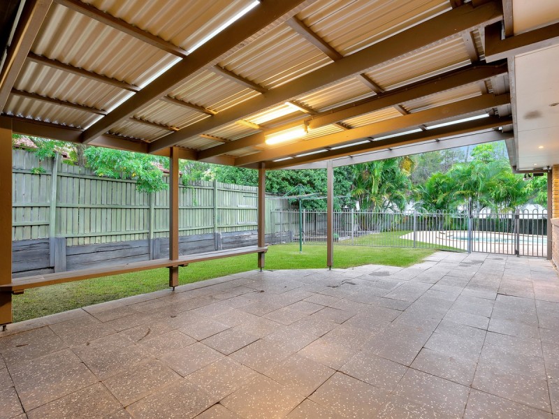 34 Petherbridge Avenue, Merrimac QLD 4226