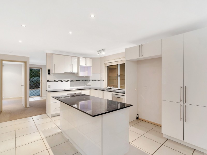 34 Petherbridge Avenue, Merrimac QLD 4226