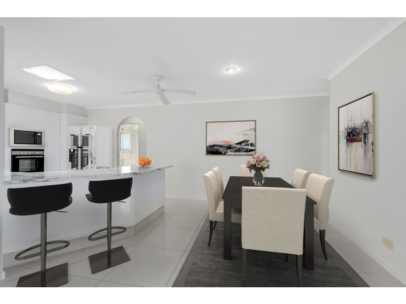 17 Richard Crescent, Highland Park QLD 4211