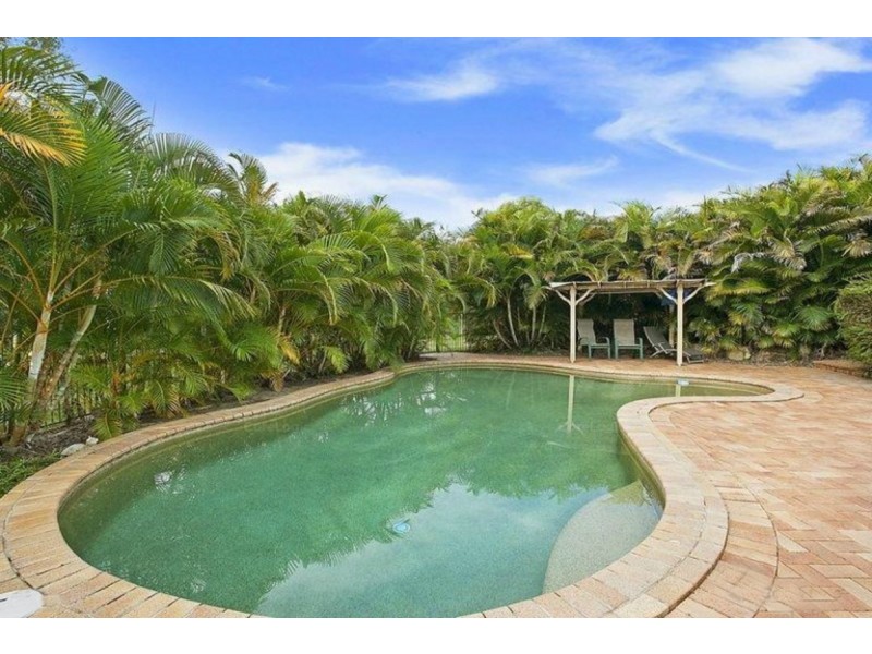 31-35 Country Crescent, Nerang QLD 4211