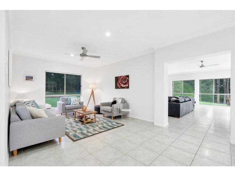 31-35 Country Crescent, Nerang QLD 4211