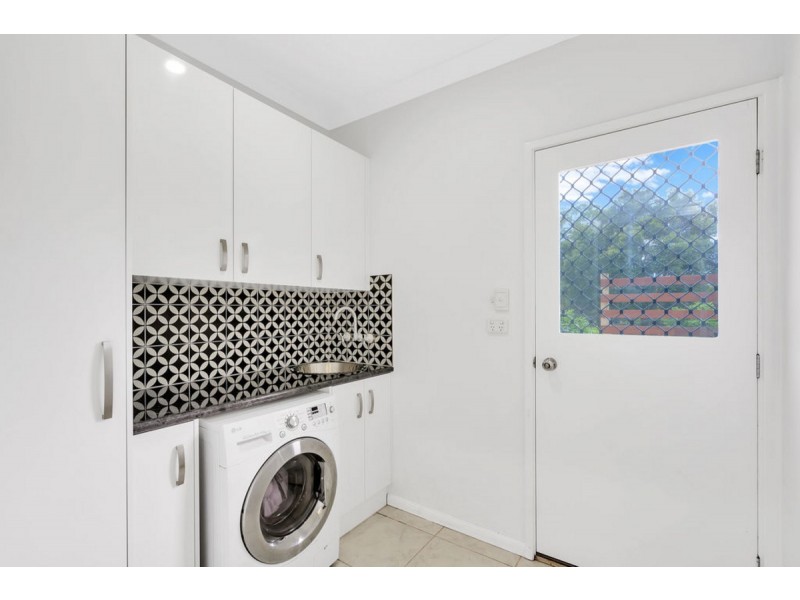 31-35 Country Crescent, Nerang QLD 4211