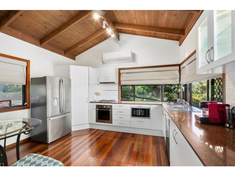 49 Arunta Drive, Mount Nathan QLD 4211