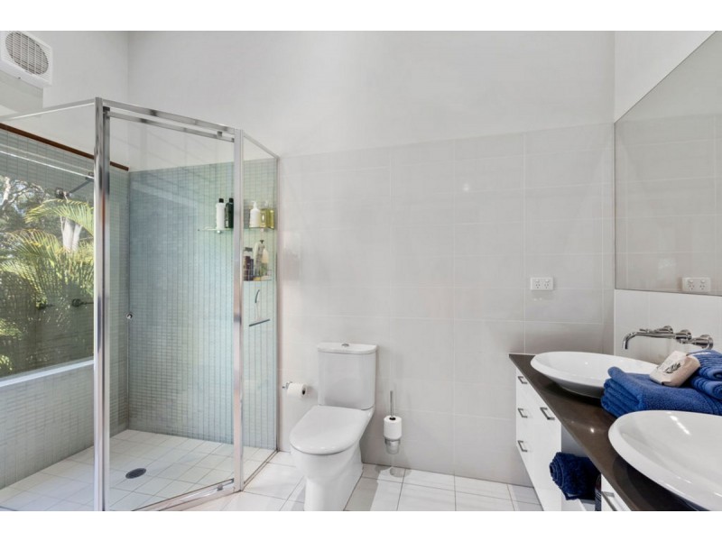 49 Arunta Drive, Mount Nathan QLD 4211