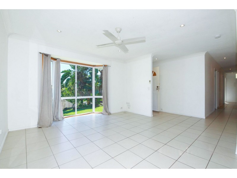 16 Mercator Court, Carrara QLD 4211