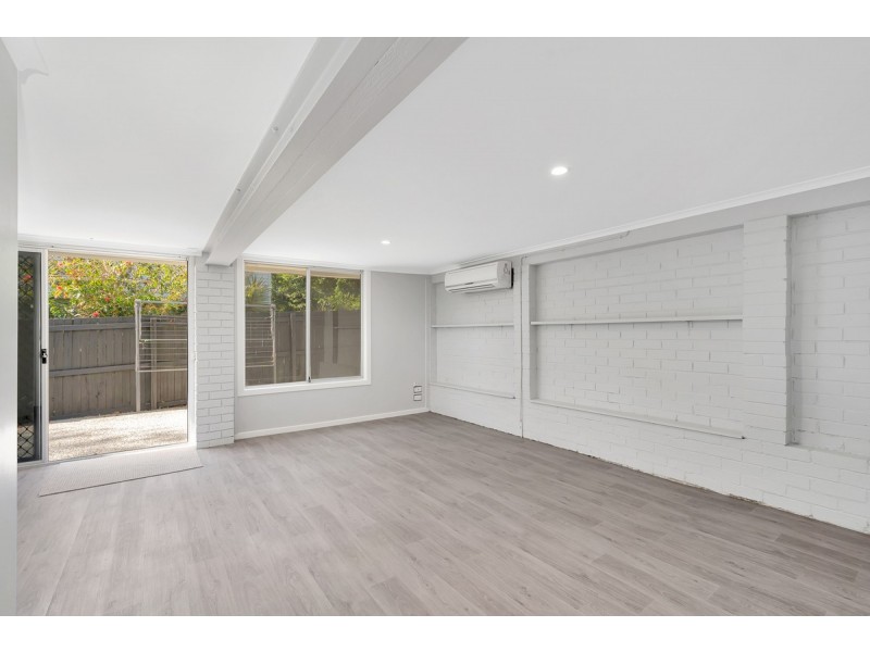 4 Lachlan Avenue, Molendinar QLD 4214
