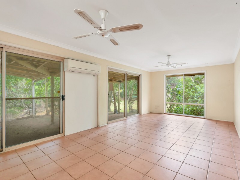 10 Tolhurst Court, Tallai QLD 4213