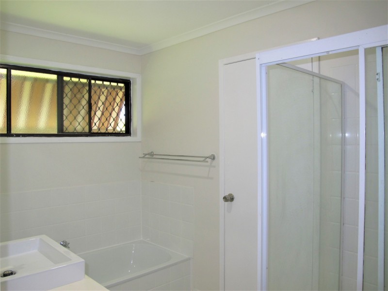 76 Alexander Drive, Highland Park QLD 4211