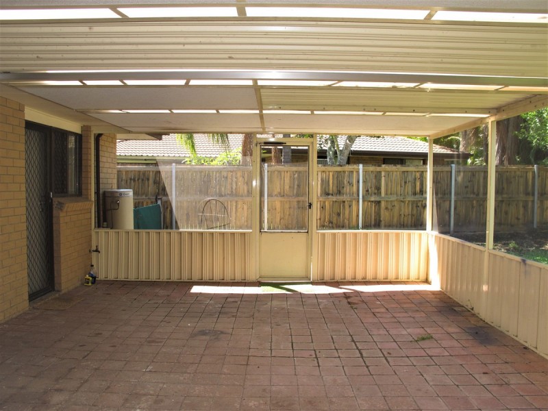 76 Alexander Drive, Highland Park QLD 4211