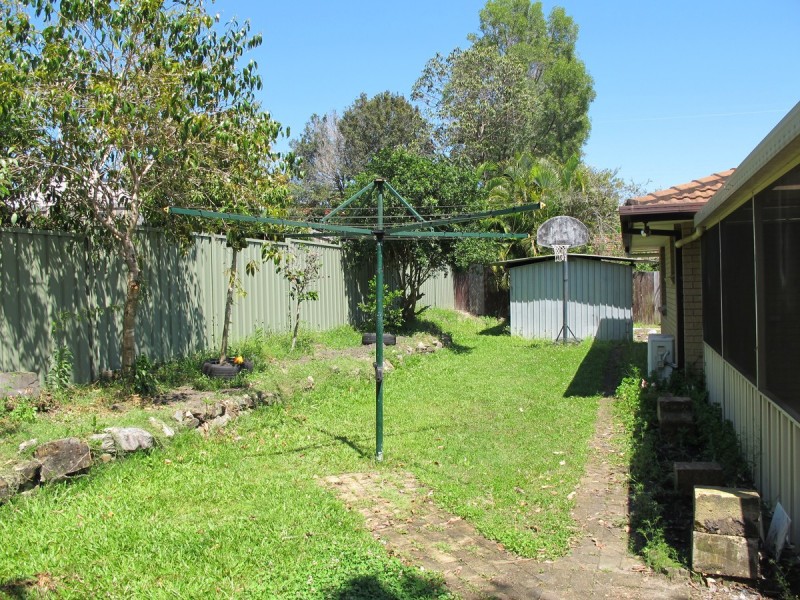 76 Alexander Drive, Highland Park QLD 4211
