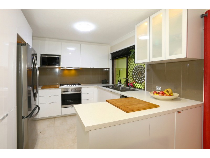 20 Jancoon Court, Carrara QLD 4211