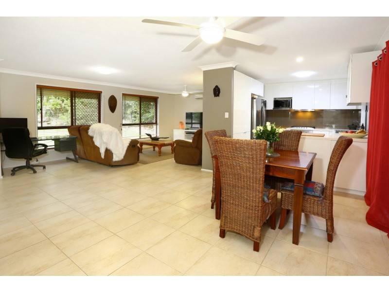 20 Jancoon Court, Carrara QLD 4211