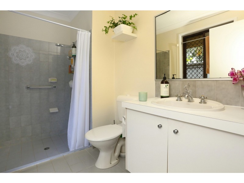 20 Jancoon Court, Carrara QLD 4211