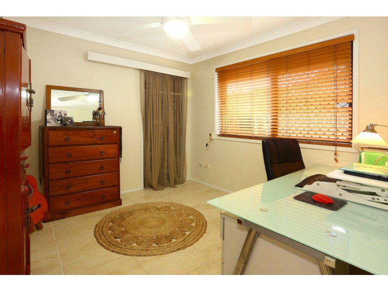 20 Jancoon Court, Carrara QLD 4211
