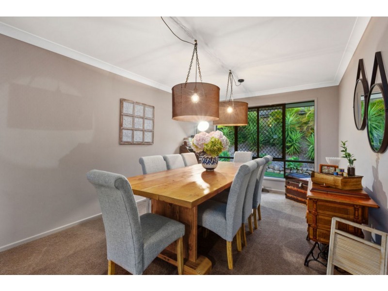 2 Crimson Rosella Close, Gilston QLD 4211