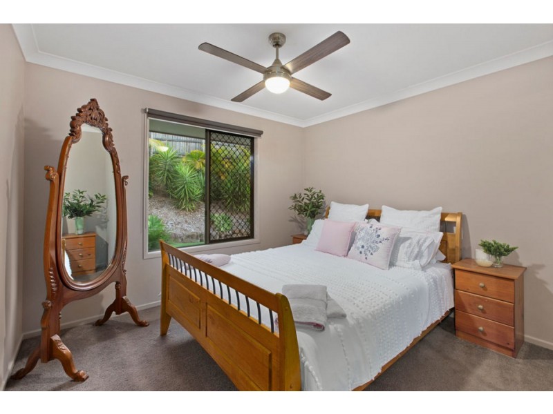 2 Crimson Rosella Close, Gilston QLD 4211