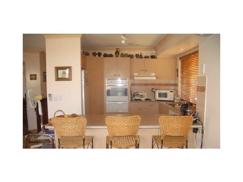 28 Piccadilly Place, Highland Park QLD 4211