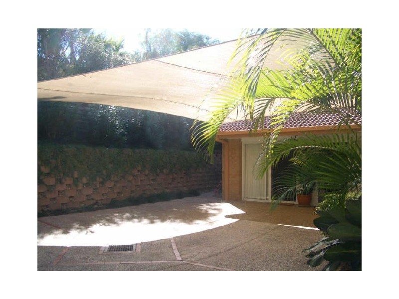 28 Piccadilly Place, Highland Park QLD 4211