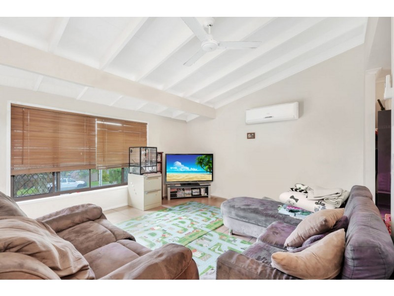 24 Plum Parade, Nerang QLD 4211