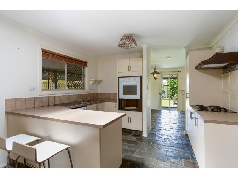 3 Rednal Court, Carrara QLD 4211