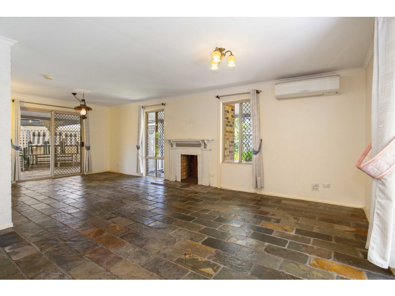 3 Rednal Court, Carrara QLD 4211