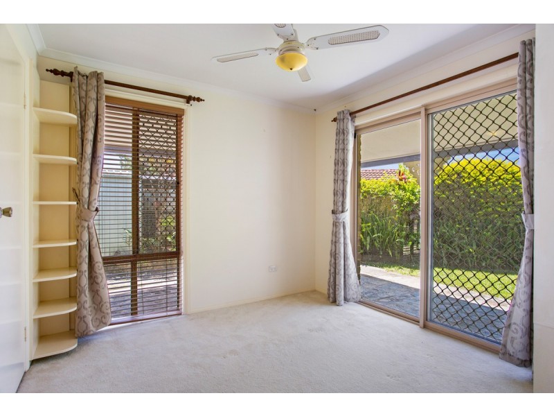 3 Rednal Court, Carrara QLD 4211