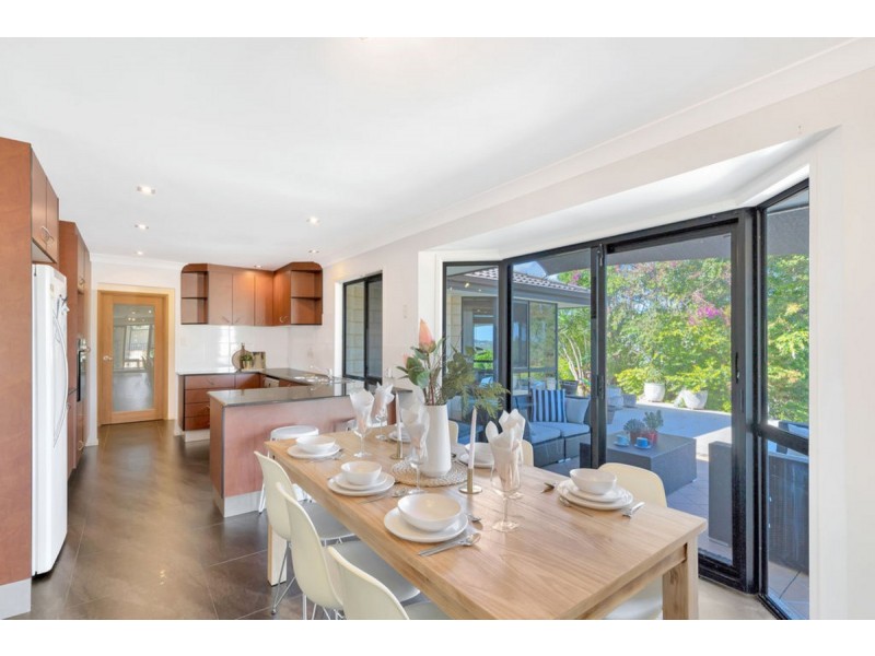 3 Paddington Drive, Carrara QLD 4211