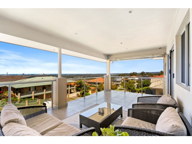 24 Ballah Crescent, Highland Park QLD 4211