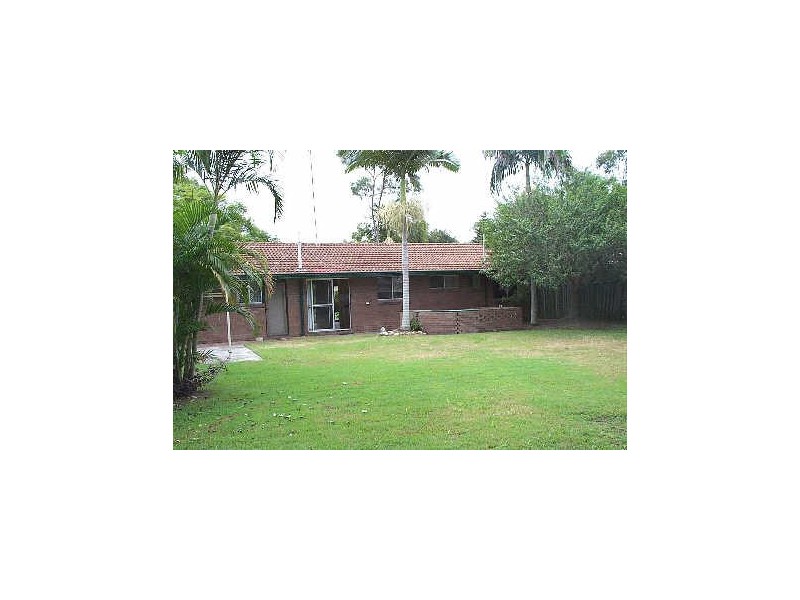 8 St Petersburg Place, Nerang QLD 4211