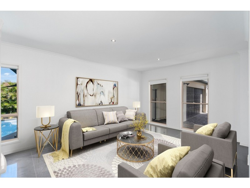 7 Bellavista Close, Highland Park QLD 4211