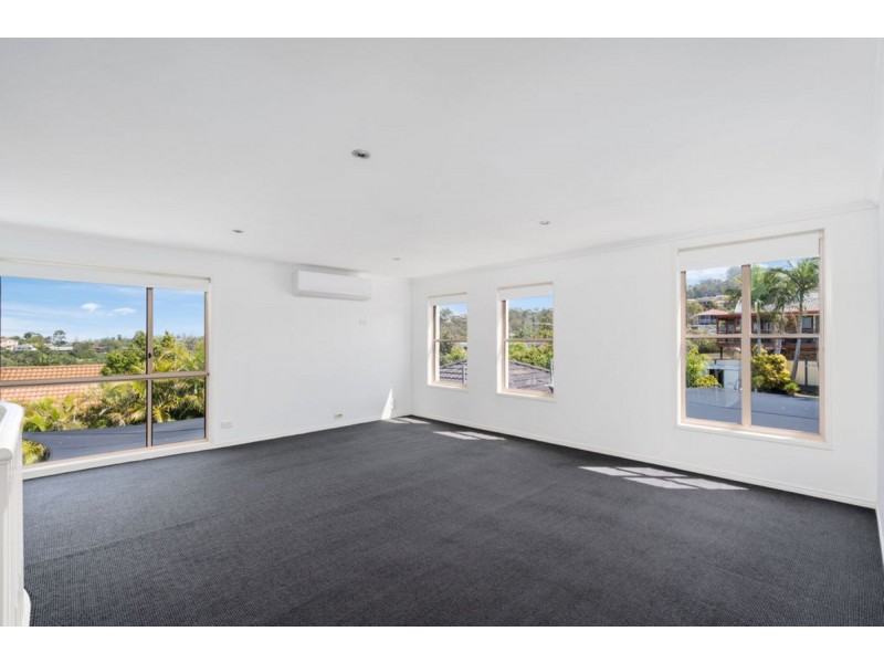 7 Bellavista Close, Highland Park QLD 4211