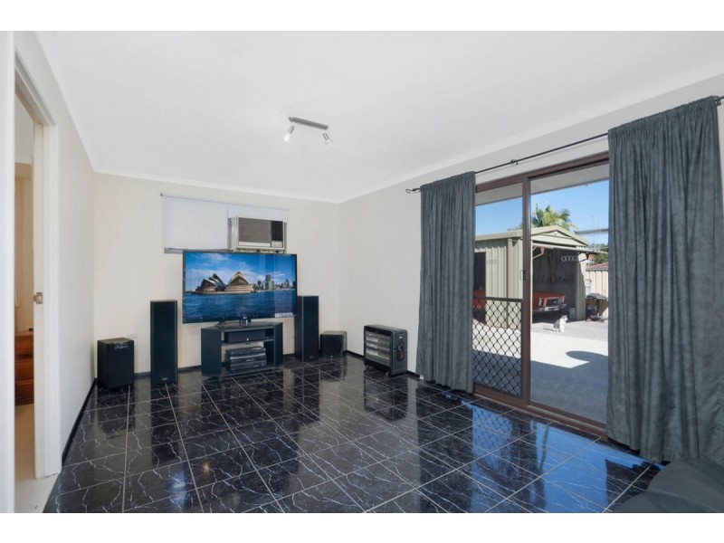 70 Alexander Drive, Highland Park QLD 4211