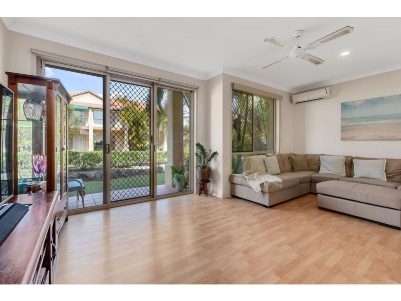 82/152 Palm Meadows Drive, Carrara QLD 4211