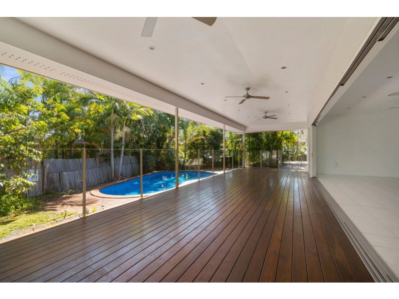 3 Ainsley Avenue, Ashmore QLD 4214