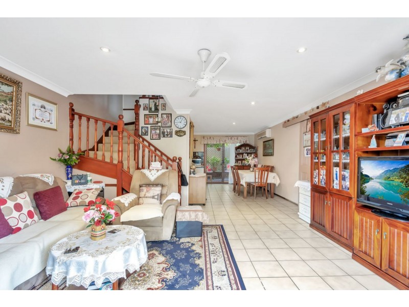 2/8 Martin Street, Nerang QLD 4211