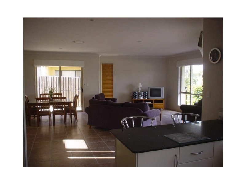 45 Riverwood Drive, Ashmore QLD 4214