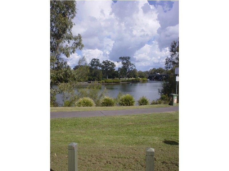 45 Riverwood Drive, Ashmore QLD 4214