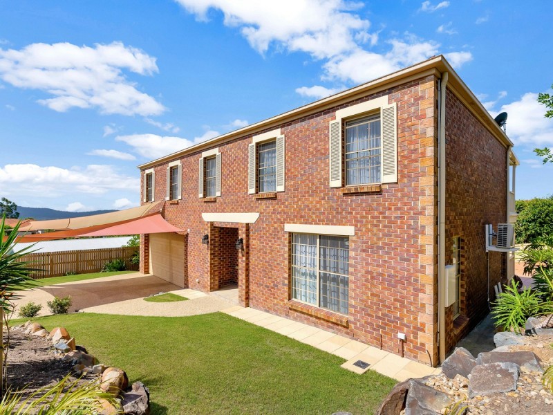 4 Bellavista Close, Highland Park QLD 4211