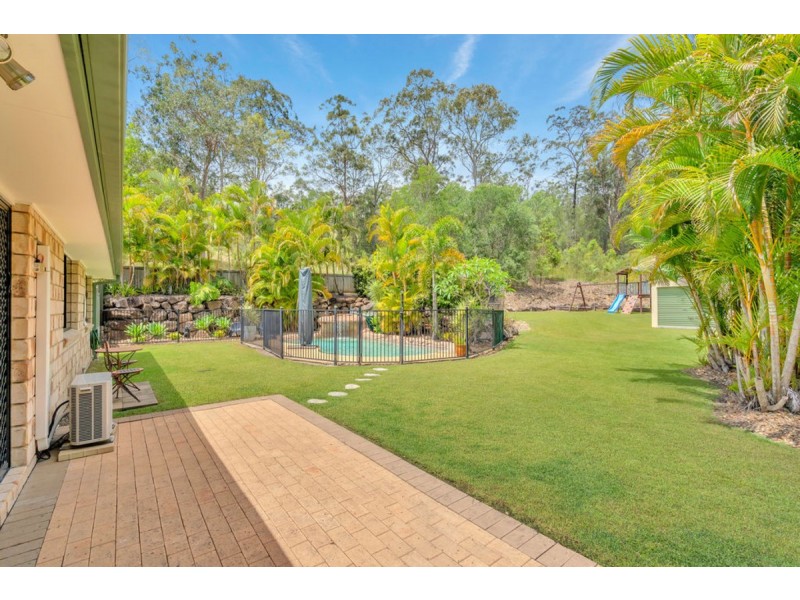 8 The Oval Drive, Mount Nathan QLD 4211