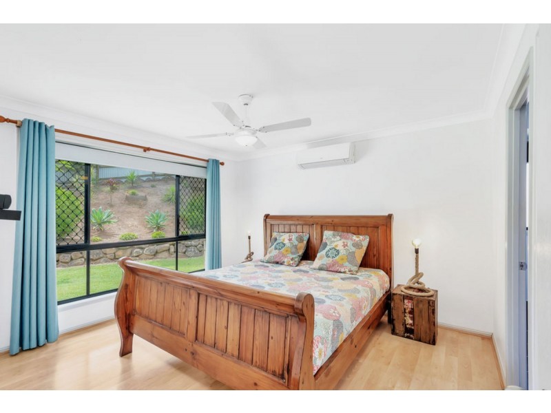 8 The Oval Drive, Mount Nathan QLD 4211