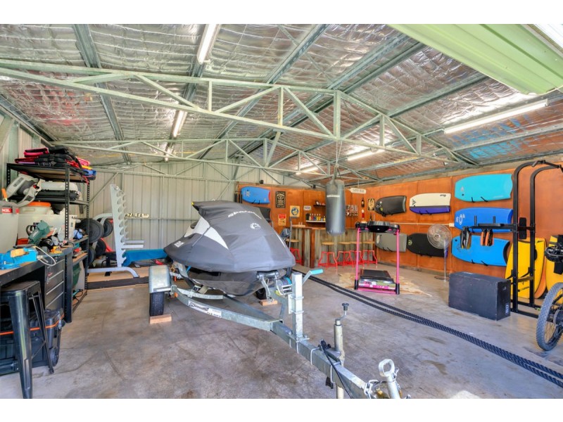 8 The Oval Drive, Mount Nathan QLD 4211