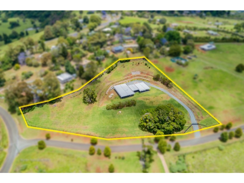 2-14 Acacia Court, Beechmont QLD 4211