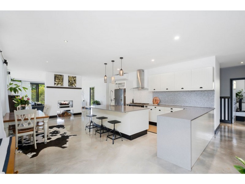 2-14 Acacia Court, Beechmont QLD 4211