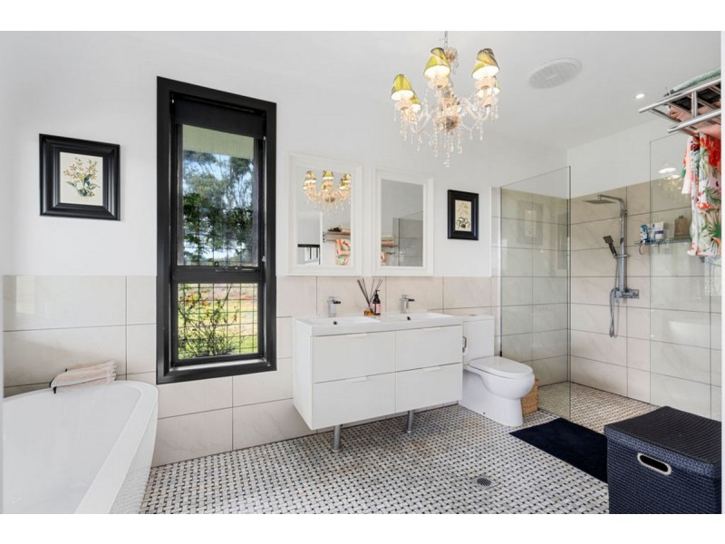 2-14 Acacia Court, Beechmont QLD 4211