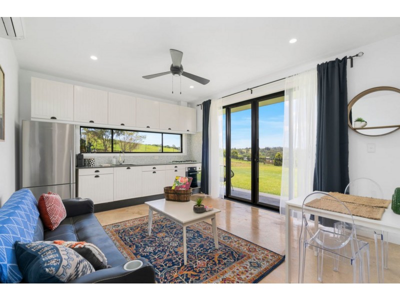 2-14 Acacia Court, Beechmont QLD 4211