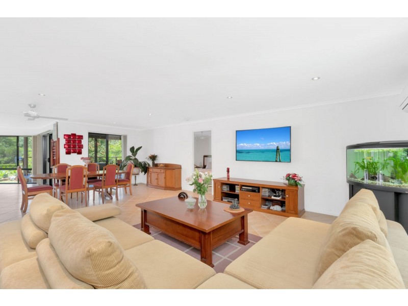 9 Venn Court, Mount Nathan QLD 4211